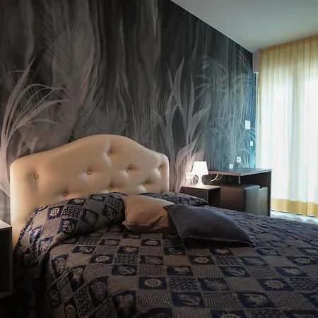 ホテル Alemagna Lido Del Sole 4*