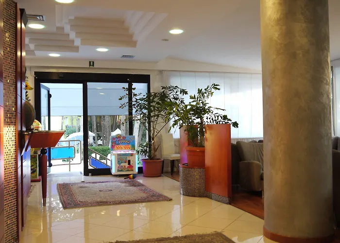 Отель Alemagna Lido Del Sole